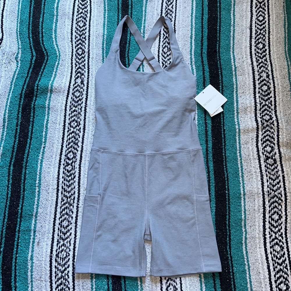 Beyond Yoga *NWT* Women's Spacedye Get Up & Go Pocket Biker Jumpsuit - Picture 3 of 12